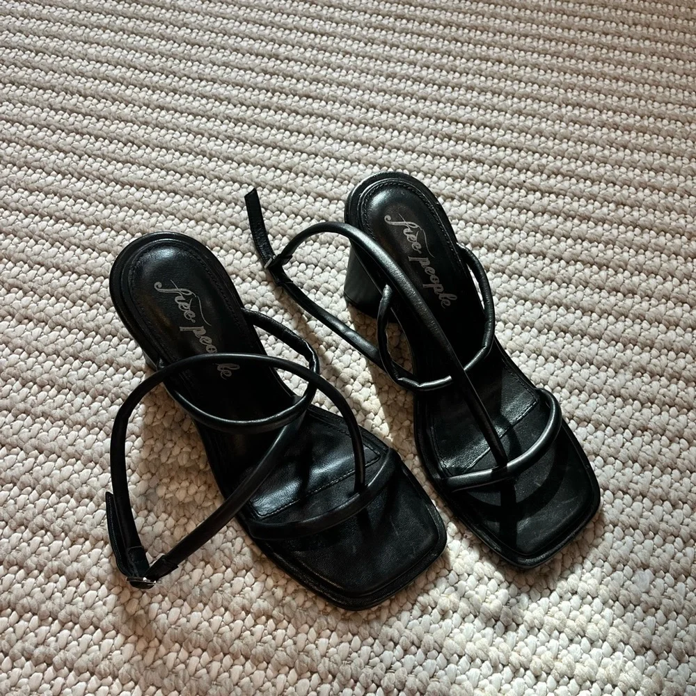 FREE PEOPLE Perth Strappy Slingback Heels